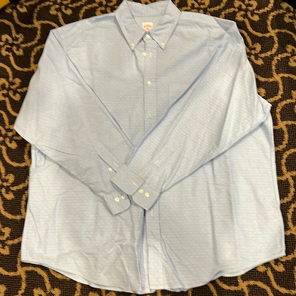 Brooks Brothers xxl men’s long sleeve dress shirt. Light blue Like new